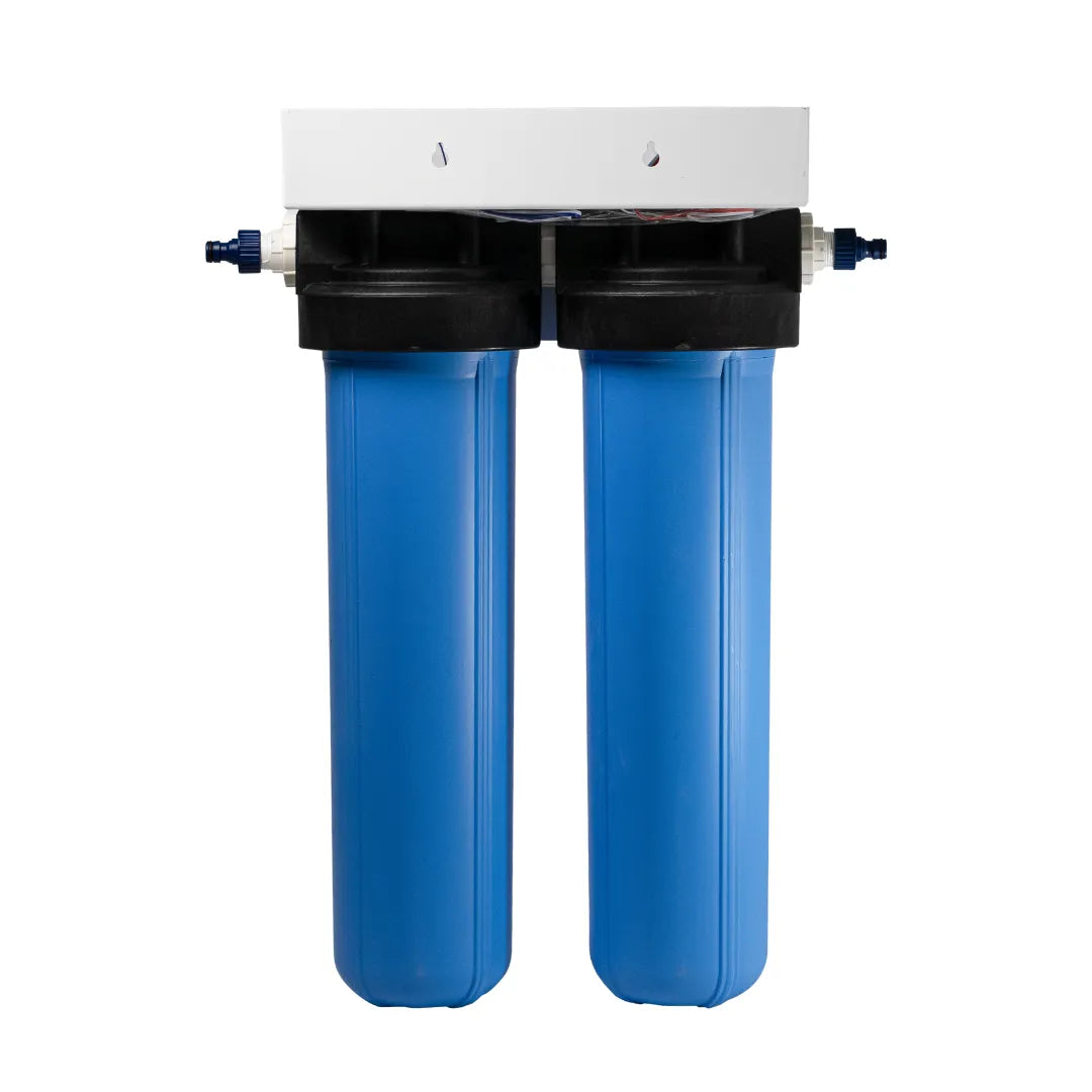 Filtro deionizador Zero Ka modelo 0K Max para produção de água desmineralizada, ideal para radiadores e uso em oficinas mecânicas – vista costas