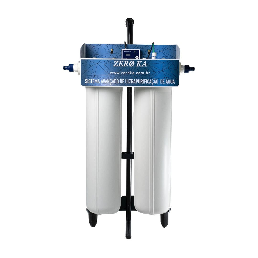 Filtro desmineralizador Zero Ka modelo 0K-Pro SM para produção de água desmineralizada, água deionizada e sem condutividade elétrica ultrapura – vista frontal