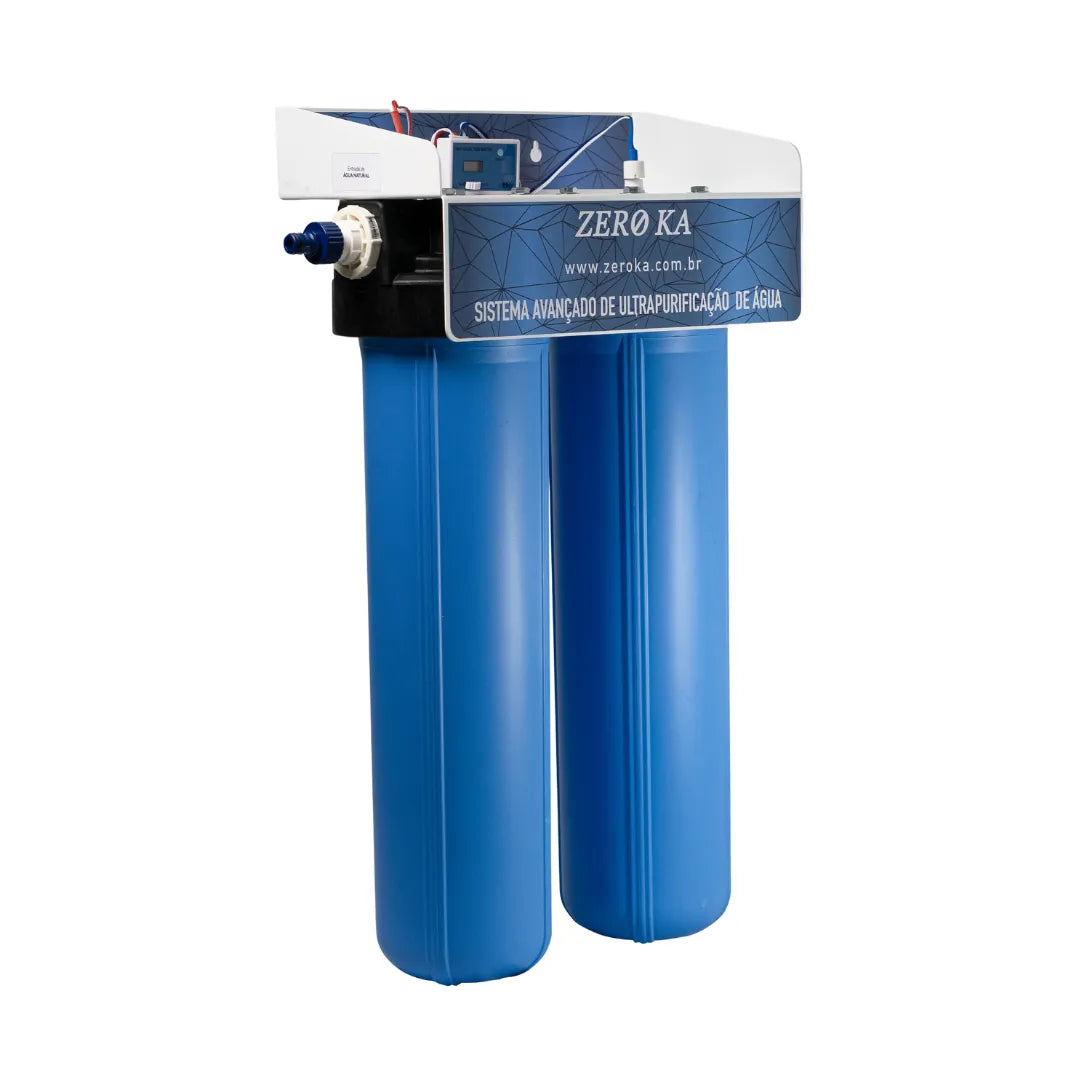Filtro deionizador Zero Ka modelo 0K Max para produção de água desmineralizada, ideal para radiadores e uso em oficinas mecânicas – vista frontal direita