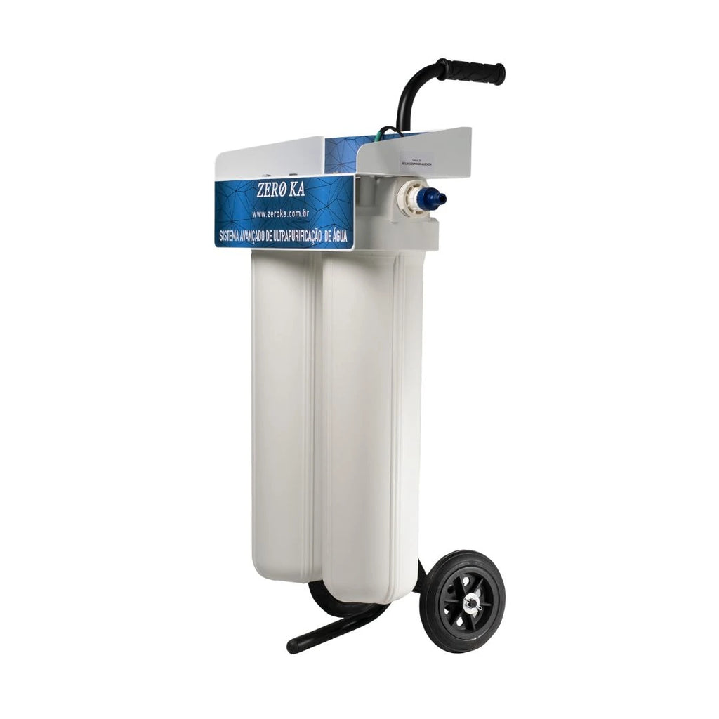 Filtro desmineralizador Zero Ka modelo 0K-Pro SM para produção de água desmineralizada, água deionizada e sem condutividade elétrica ultrapura – vista lateral esquerda