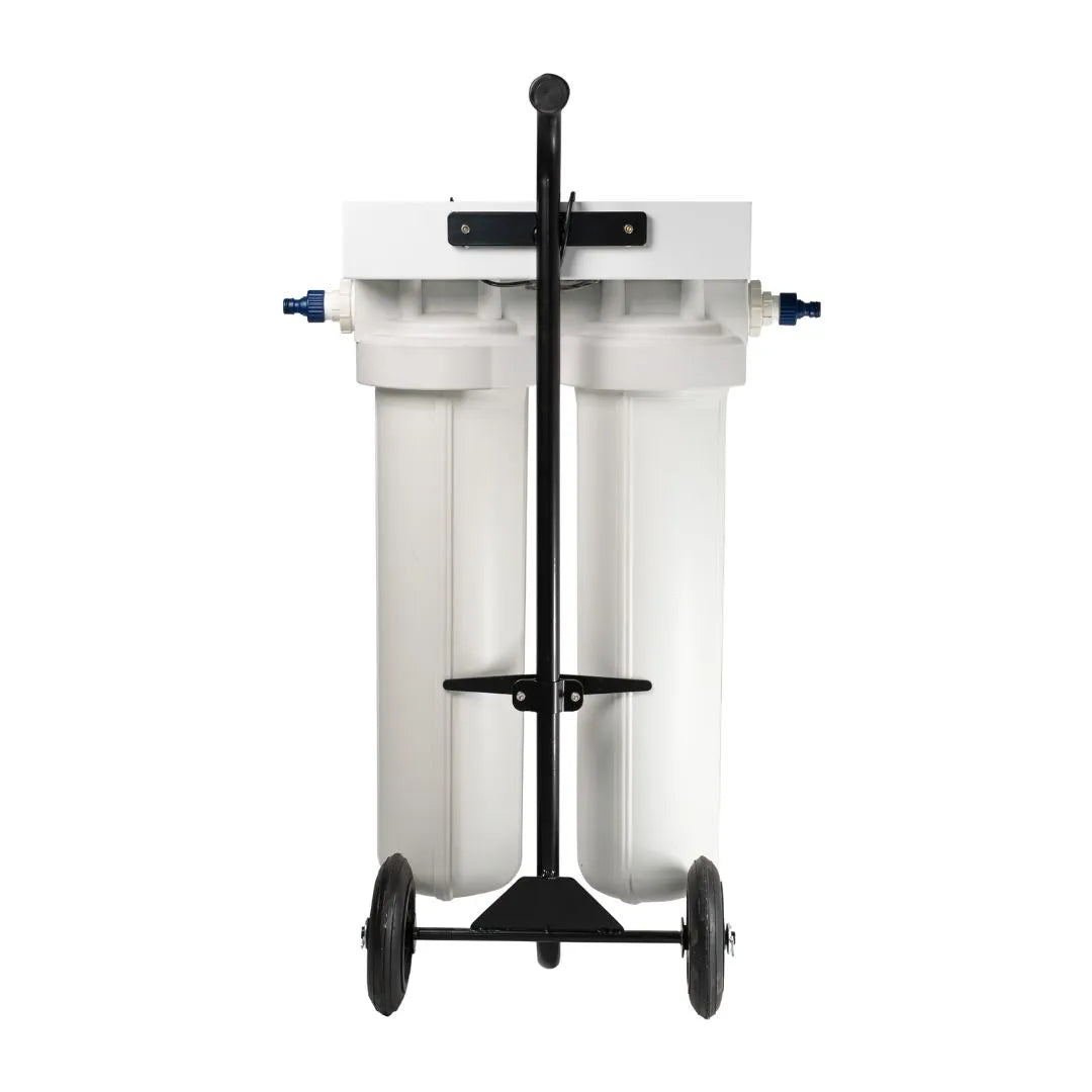 Filtro desmineralizador Zero Ka modelo 0K-Pro SM para produção de água desmineralizada, água deionizada e sem condutividade elétrica ultrapura – vista de costas