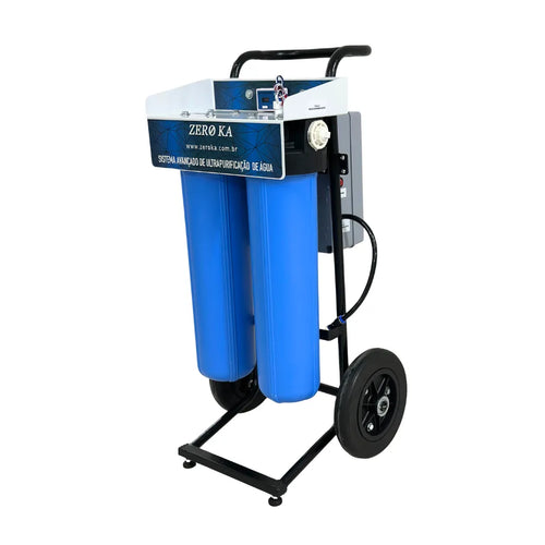 Máquina desmineralizadora Zero Ka modelo 0K Max para produção de água desmineralizada, ideal para limpeza de vidros – vista lateral esquerda